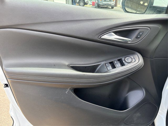 Used 2024 Buick Encore GX Preferred FWD image 18
