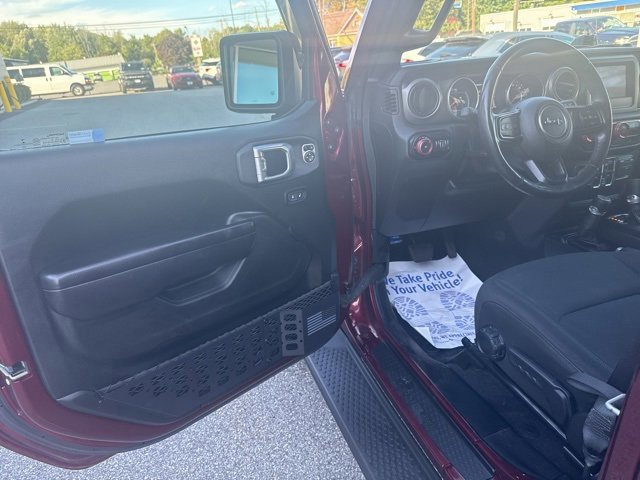 Used 2021 Jeep Wrangler Unlimited Sport image 11