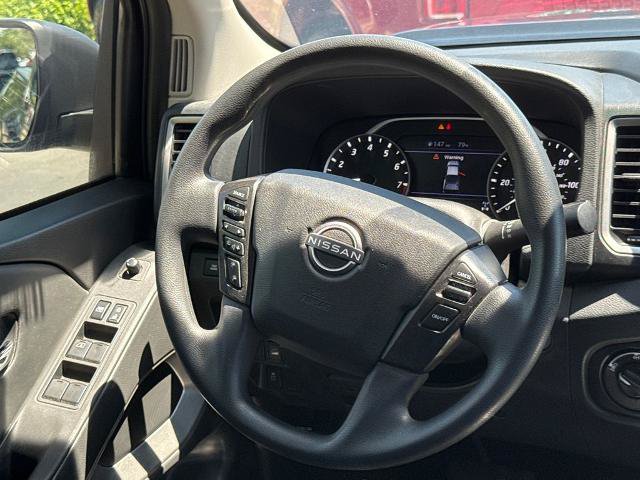 Used 2022 Nissan Frontier SV AWD/4WD image 14