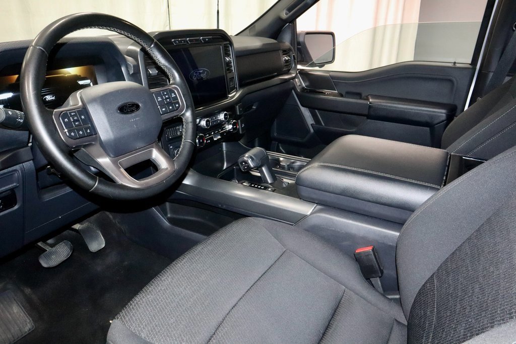 Certified 2024 Ford F150 XLT w/ XLT Black Appearance Package image 23
