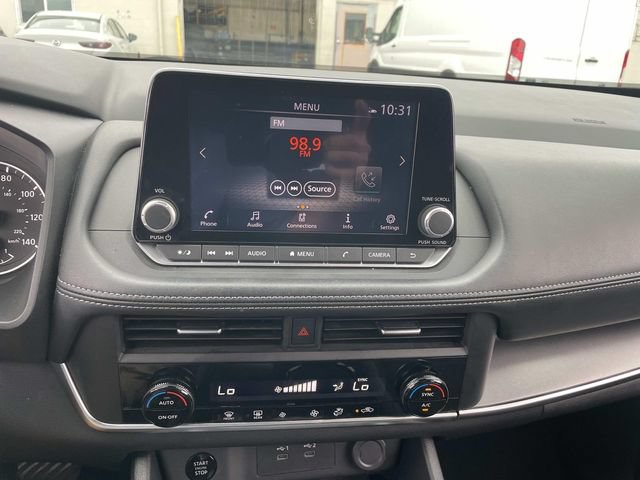 Used 2024 Nissan Rogue SV AWD/4WD image 21