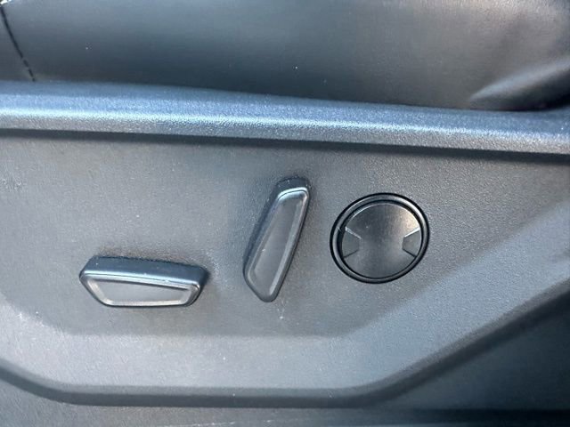 Certified 2025 Ford Expedition Max Platinum image 36