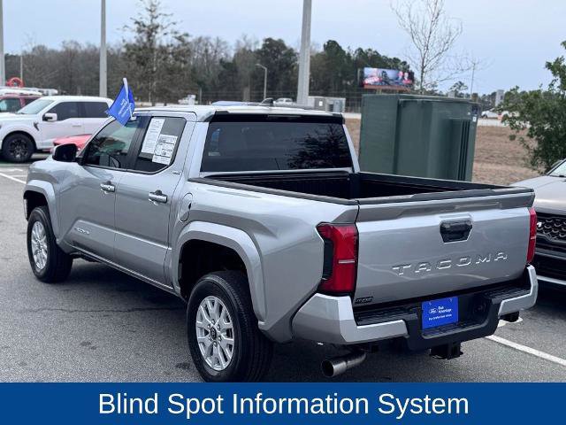 Used 2025 Toyota Tacoma SR5 image 6
