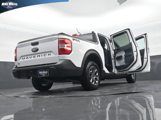 Certified 2025 Ford Maverick XLT w/ Equipment Group 302A AWD/4WD image 29