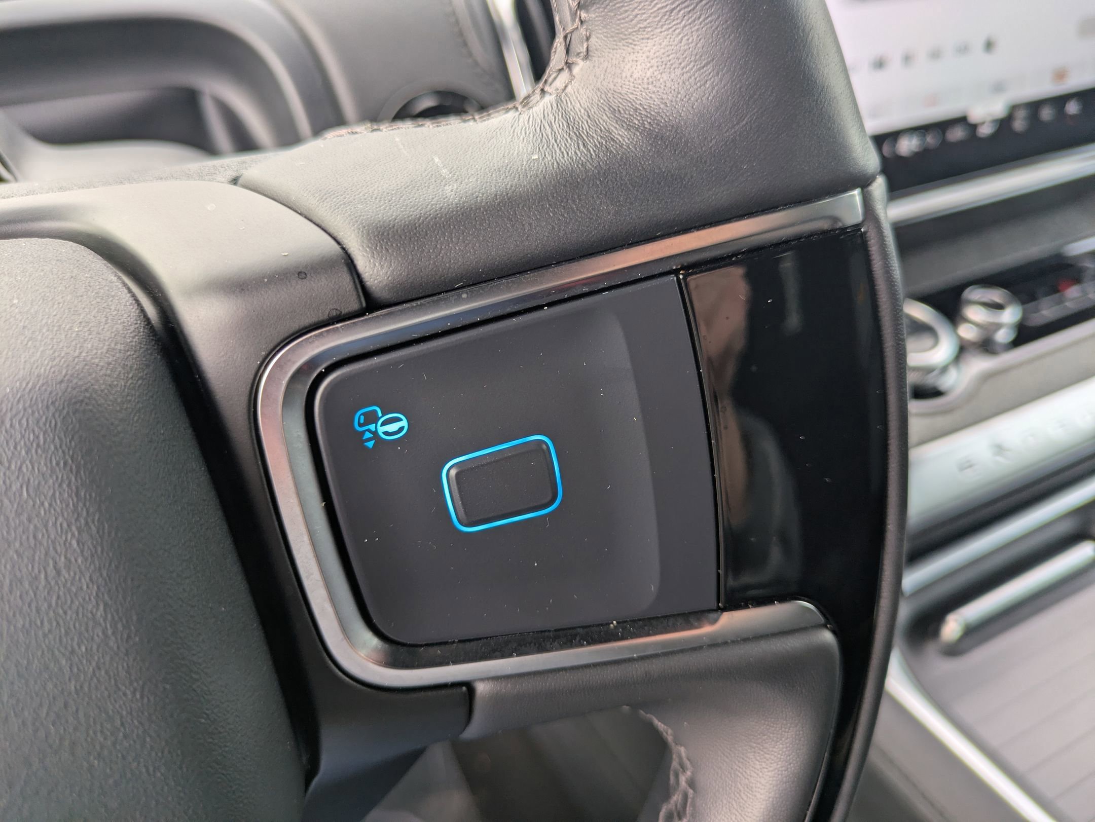 Certified 2025 Ford Expedition Tremor image 17