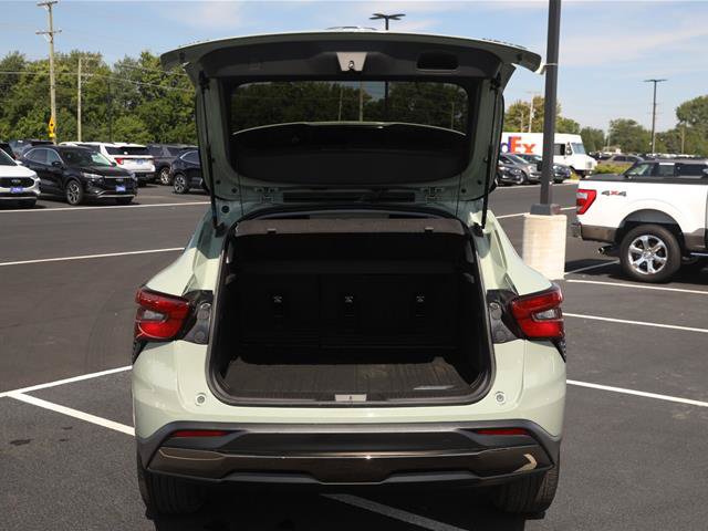 Used 2024 Chevrolet Trax ACTIV w/ Driver Confidence Package FWD image 14