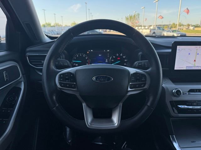 Certified 2023 Ford Explorer XLT w/ Equipment Group 202A AWD/4WD image 27