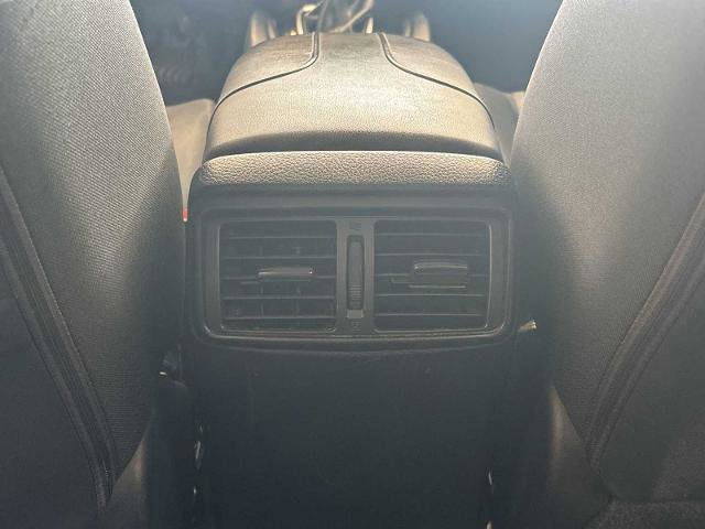 Used 2017 Nissan Rogue S image 19