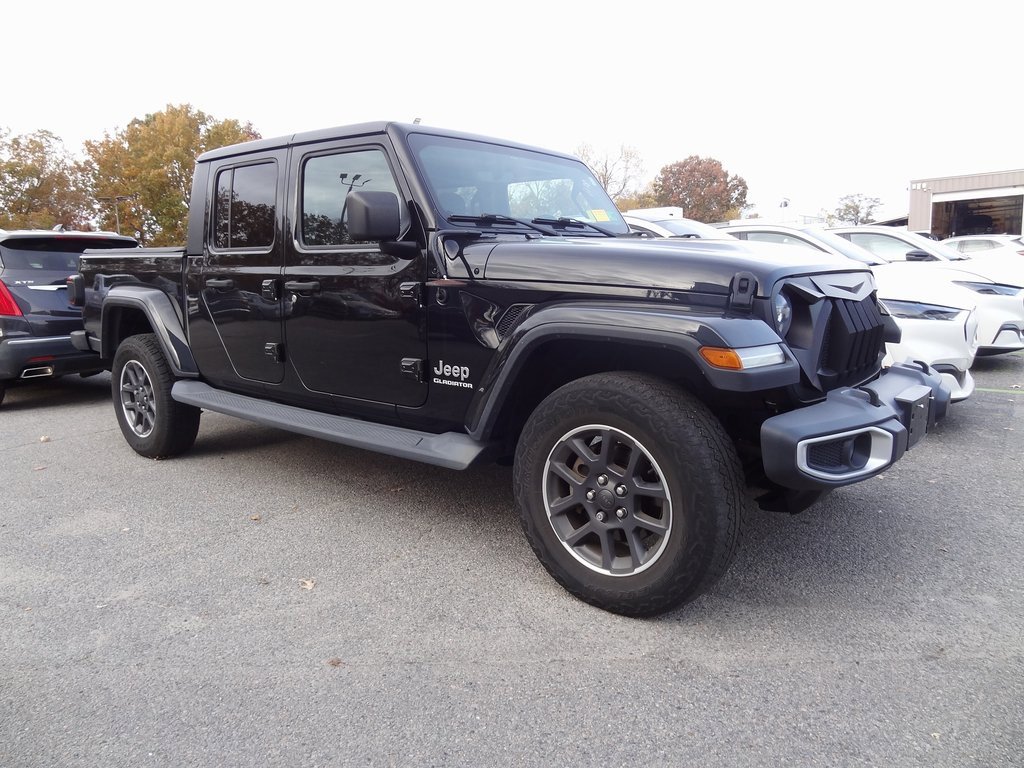 Used 2020 Jeep Gladiator Overland image 2