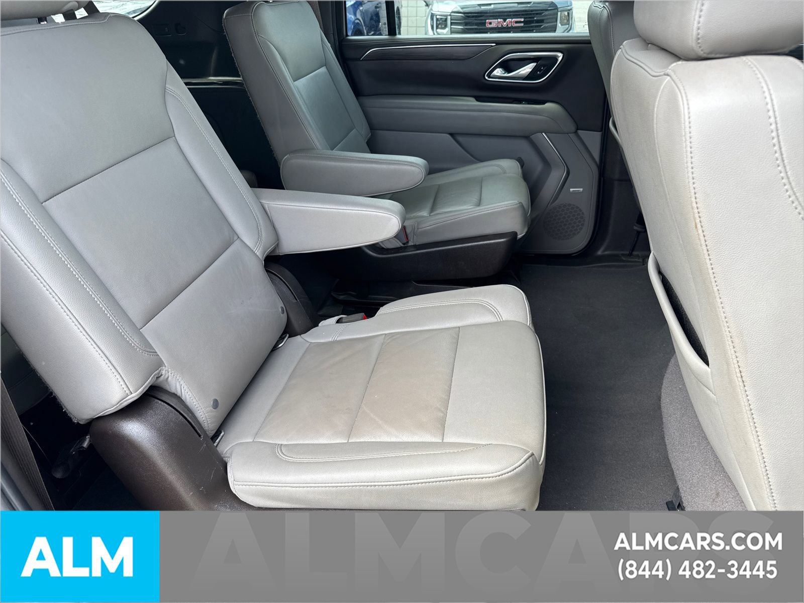 Used 2022 Chevrolet Suburban Z71 w/ Z71 Off-Road Package image 17