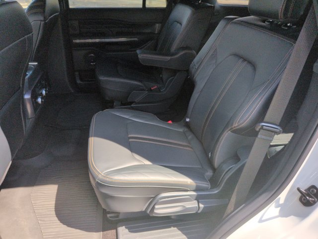 Certified 2023 Ford Expedition Platinum AWD/4WD image 31