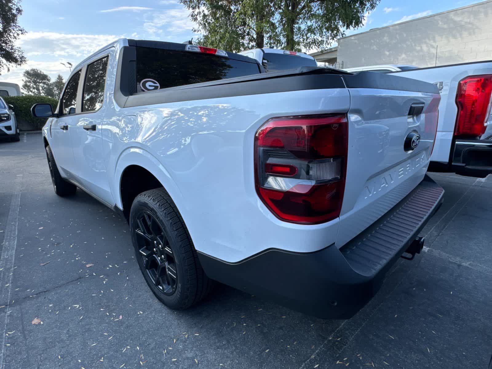 Certified 2025 Ford Maverick XLT w/ XLT Luxury Package AWD/4WD image 6