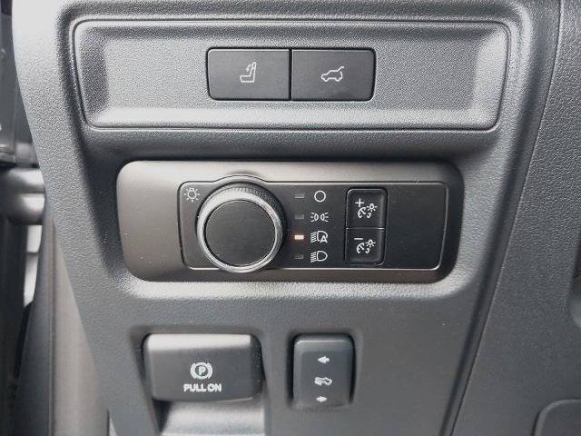 Certified 2024 Ford Expedition XLT AWD/4WD image 16
