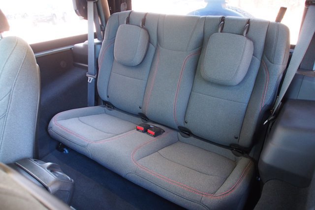 Used 2024 Jeep Wrangler Rubicon image 18