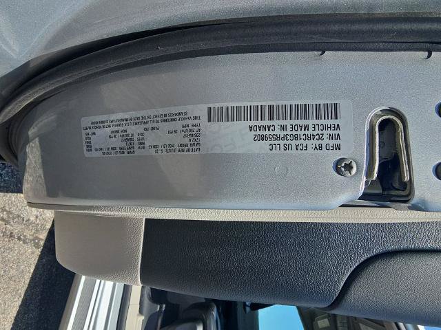 Used 2023 Chrysler Pacifica Touring-L FWD image 35