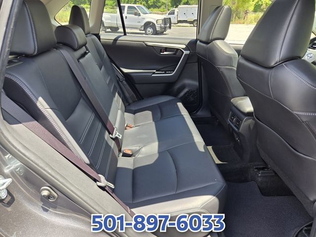 Used 2020 Toyota RAV4 Limited AWD/4WD image 18