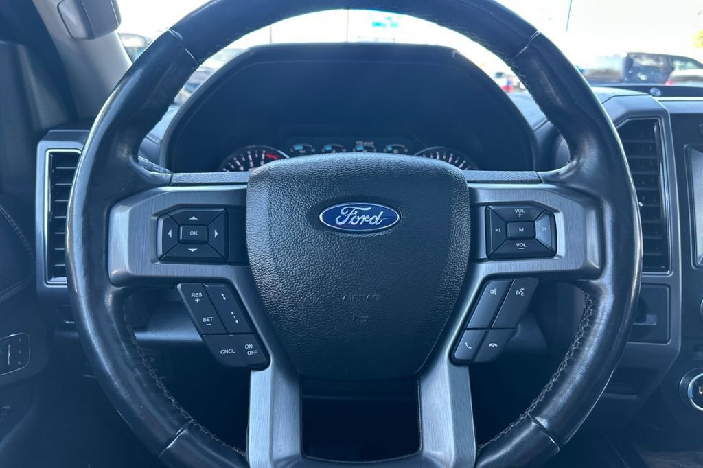 Certified 2018 Ford Expedition Platinum image 29