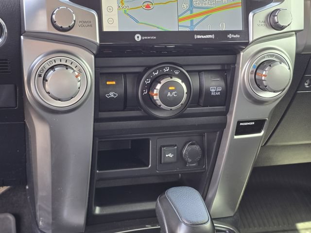 Used 2020 Toyota 4Runner SR5 Premium w/ Moonroof Package RWD image 22
