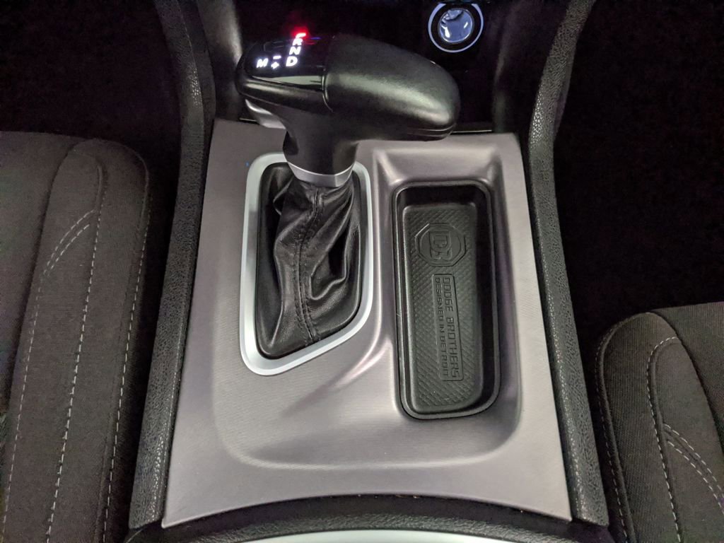 Used 2023 Dodge Charger SXT image 9
