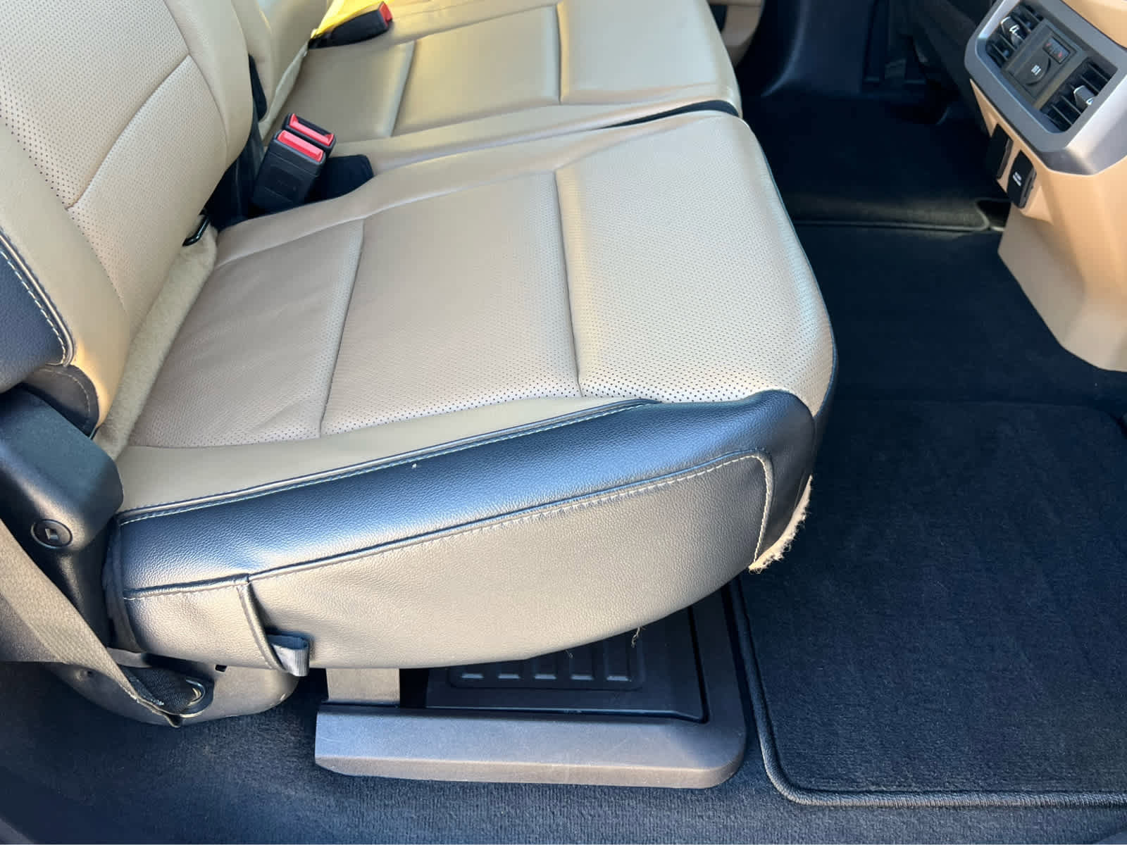 Certified 2024 Ford F350 Lariat image 23