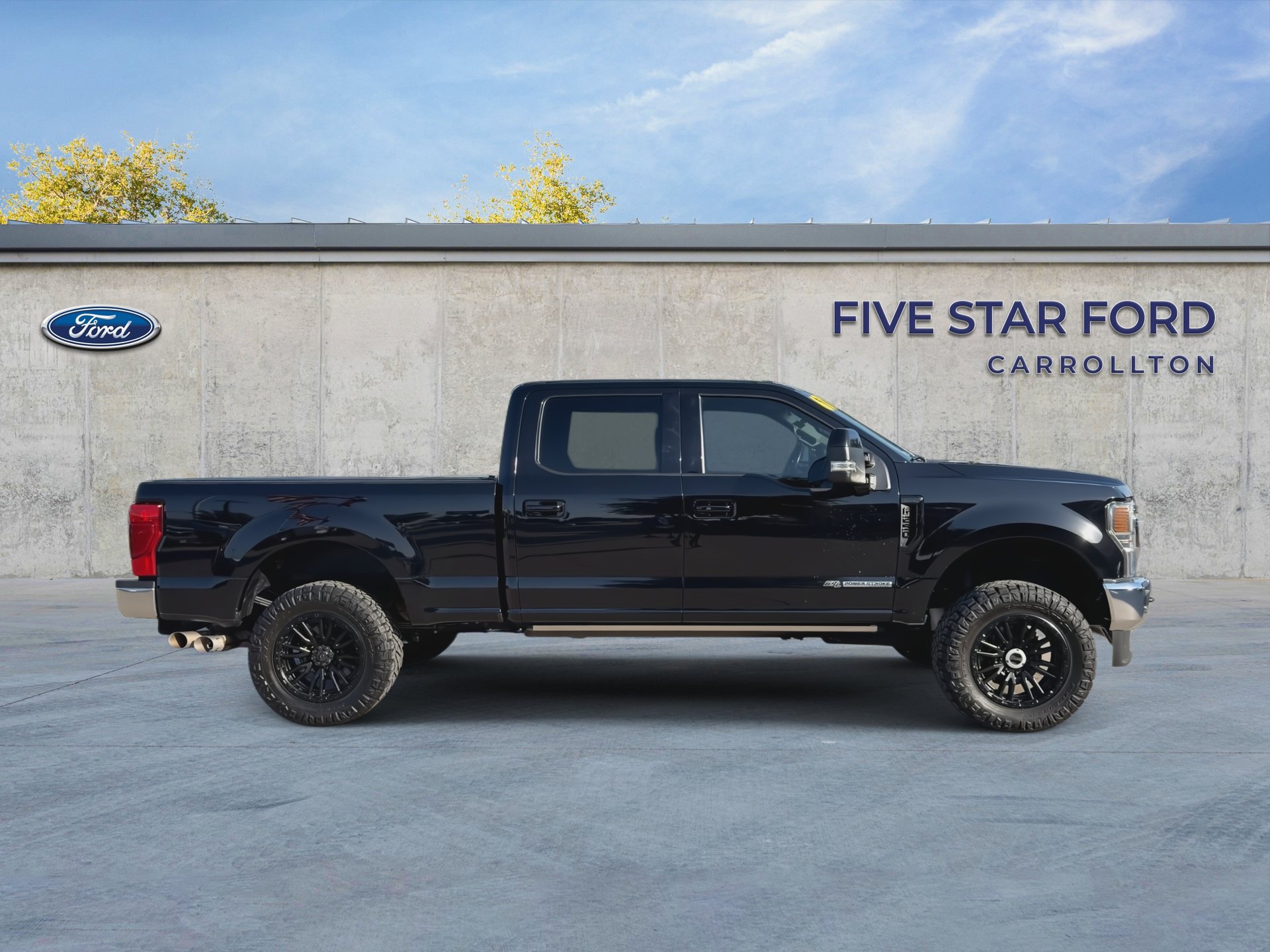 Certified 2022 Ford F250 Lariat w/ Lariat Ultimate Package AWD/4WD image 3