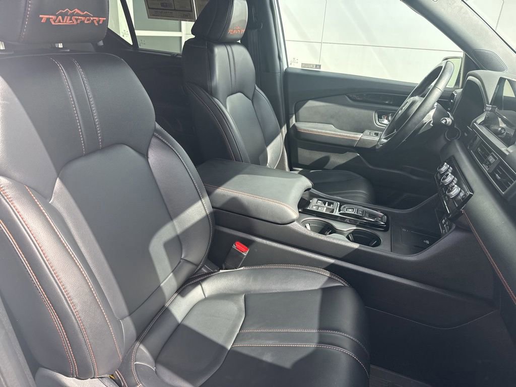 Used 2023 Honda Pilot TrailSport image 31