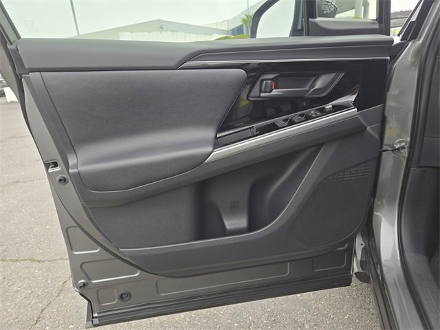 Used 2024 Toyota bZ4X Limited image 18