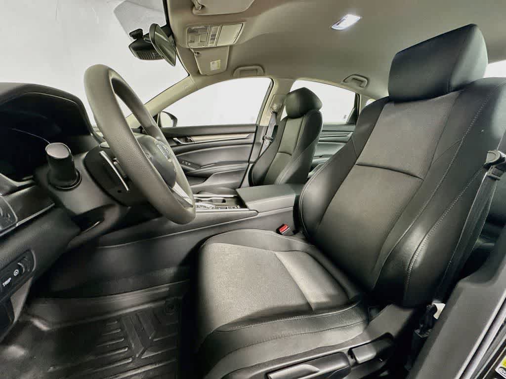 Used 2021 Honda Accord Hybrid image 12