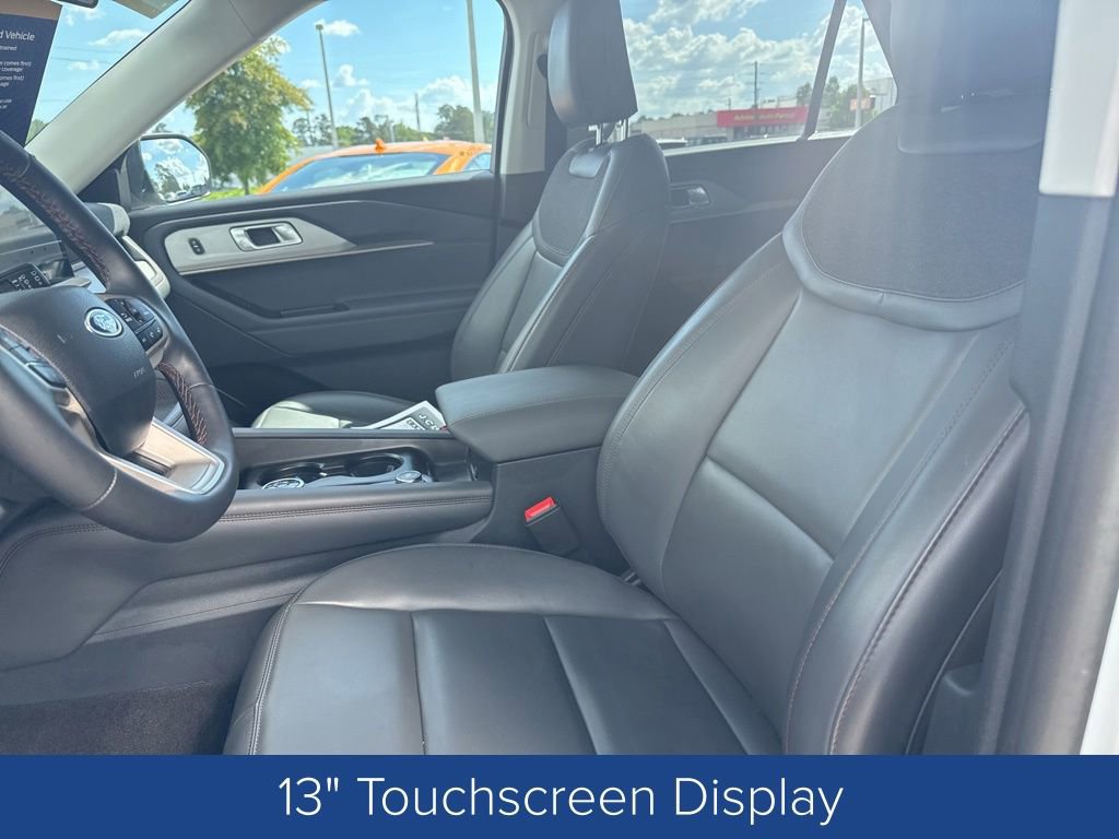 Certified 2026 Ford Explorer Active w/ Active Comfort Package RWD image 11