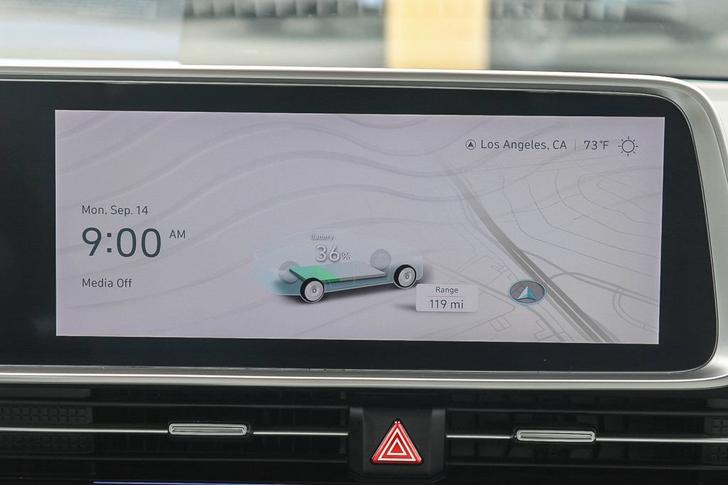 Used 2023 Hyundai Ioniq 6 SEL RWD image 17