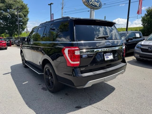 Certified 2019 Ford Expedition XLT w/ Equipment Group 202A AWD/4WD image 3