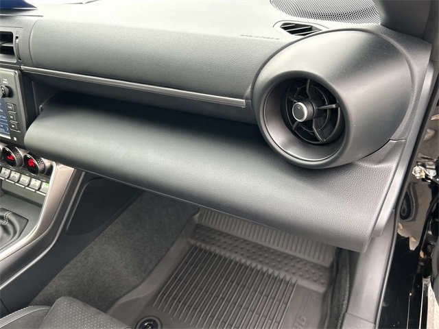 Used 2023 Toyota GR86 Premium image 24