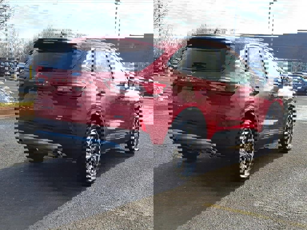 Certified 2024 Ford Escape Platinum w/ Premium Technology Package image 5