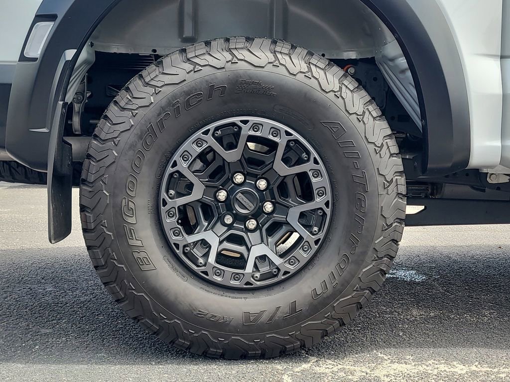 Certified 2025 Ford F150 Raptor AWD/4WD image 5