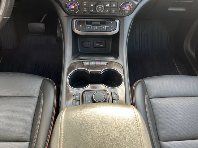 Used 2021 GMC Acadia AT4 w/ Preferred Package AWD/4WD image 19