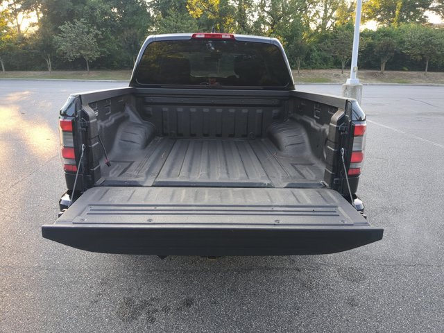 Used 2025 Nissan Frontier SV AWD/4WD image 31