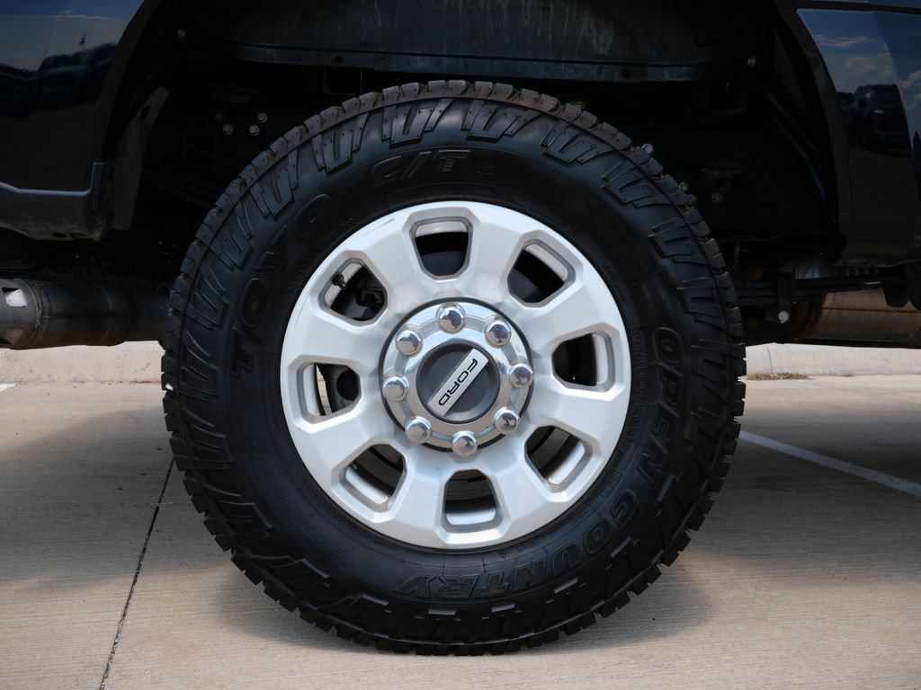 Certified 2024 Ford F350 XLT AWD/4WD image 10