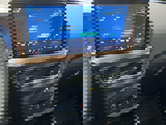 Certified 2025 Ford Bronco Sport Outer Banks w/ Outer Banks Tech Package+ image 24