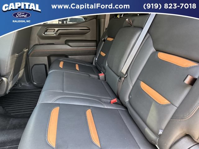 Used 2024 GMC Sierra 1500 AT4 w/ Technology Package AWD/4WD image 18