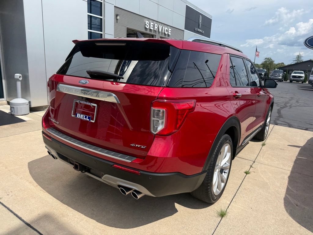 Certified 2023 Ford Explorer Platinum w/ Technology Package AWD/4WD image 7