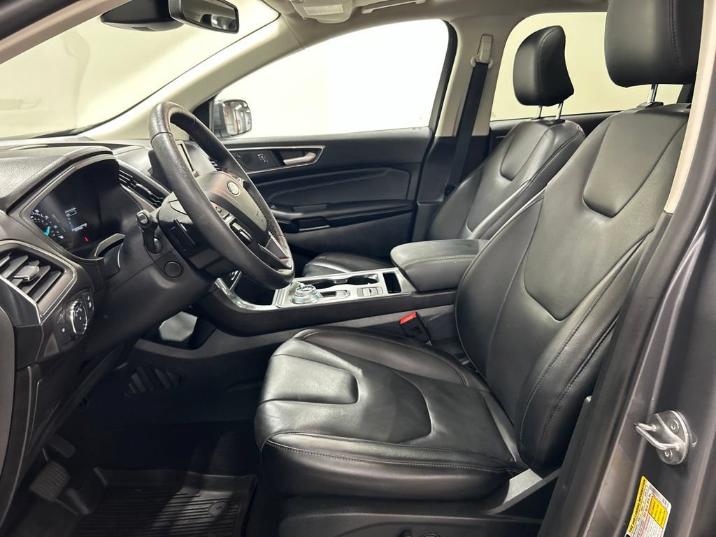 Certified 2022 Ford Edge Titanium w/ Equipment Group 301A AWD/4WD image 11