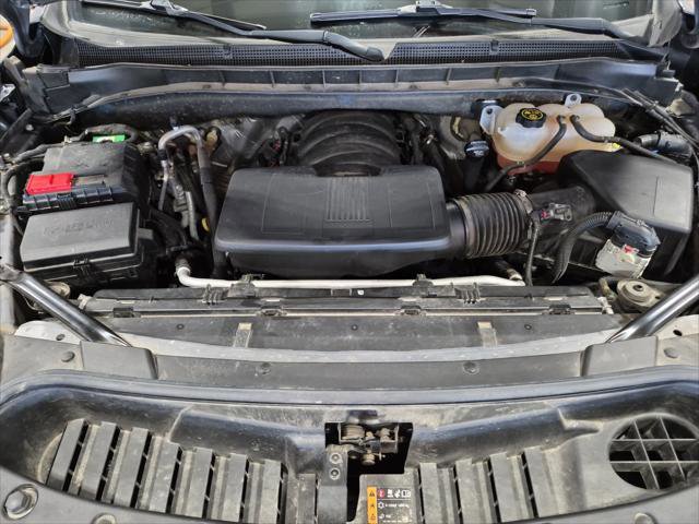 Used 2022 Chevrolet Suburban RST w/ Luxury Package image 20