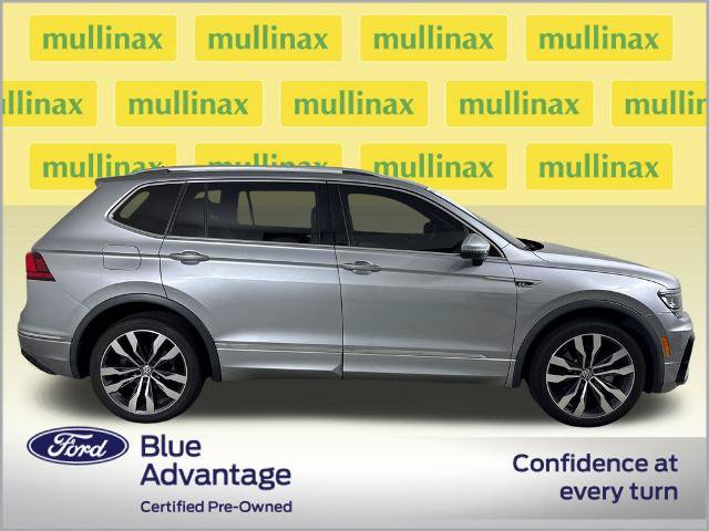 Used 2021 Volkswagen Tiguan SEL Premium R-Line w/ 3rd Row Seat Package AWD/4WD image 2