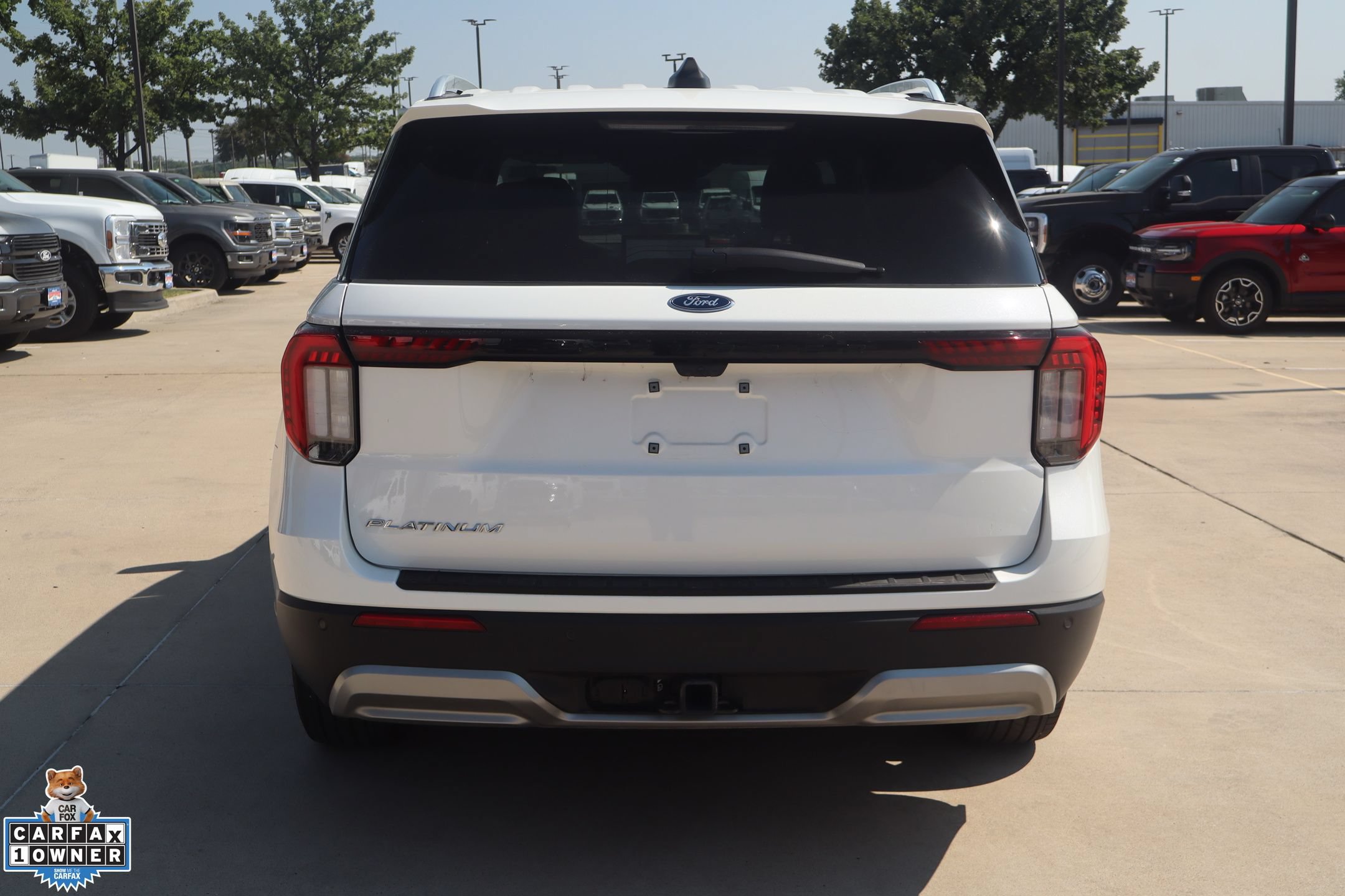 Certified 2025 Ford Explorer Platinum RWD image 4