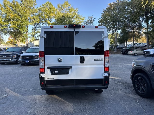 Used 2025 RAM ProMaster 2500 w/ U-Haul Equipment Group FWD image 7