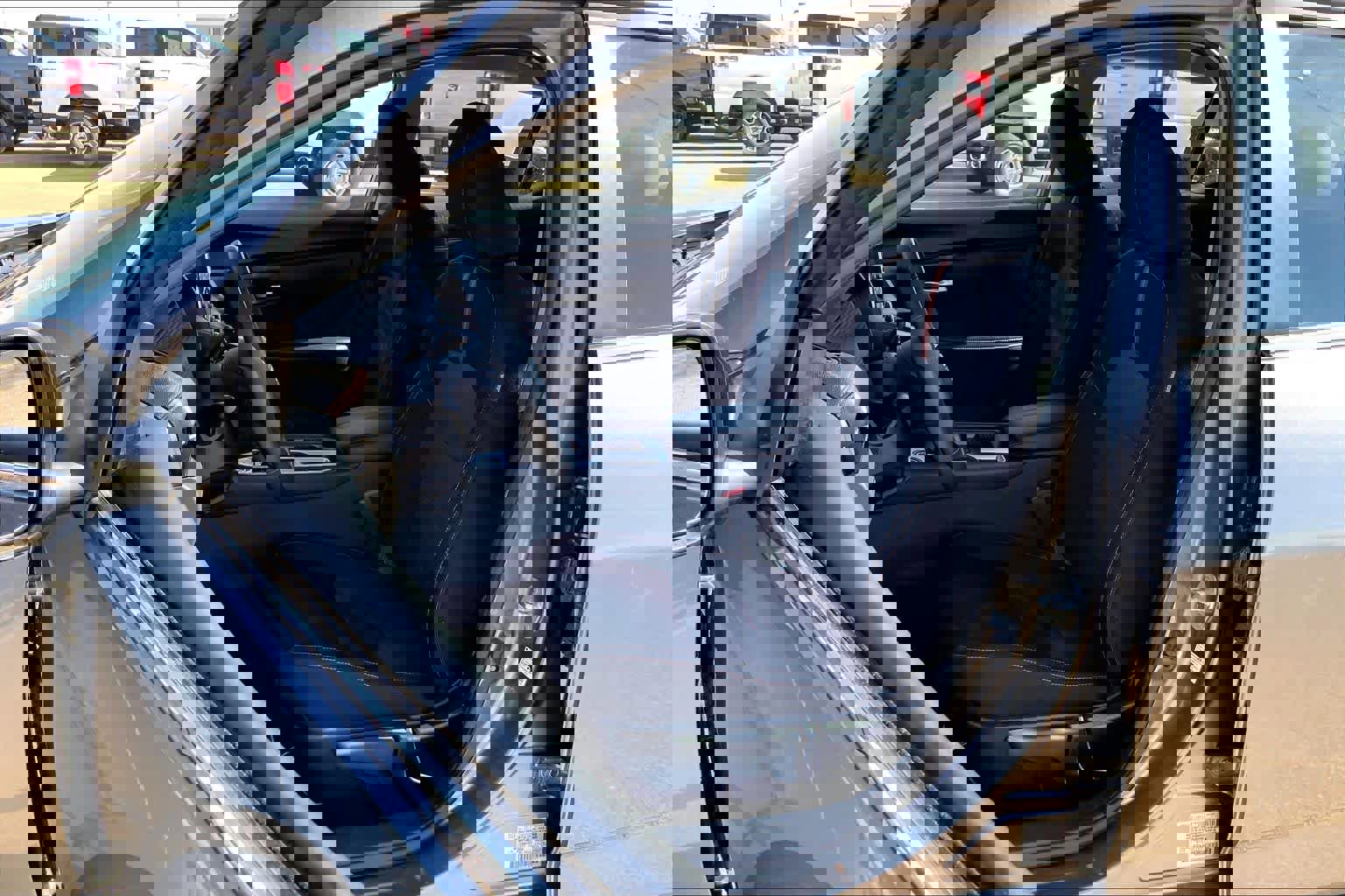 Used 2025 Nissan Sentra SR image 10