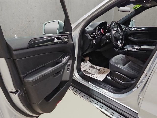 Used 2019 Mercedes-Benz GLS 450 4MATIC image 6