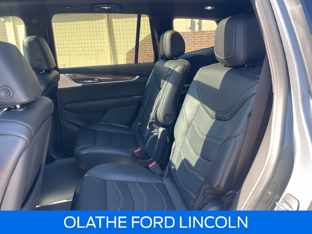 Used 2022 Cadillac XT6 Premium Luxury w/ Platinum Package AWD/4WD image 22