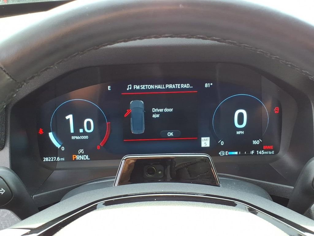 Certified 2025 Ford Explorer Platinum w/ Ultimate Package AWD/4WD image 18