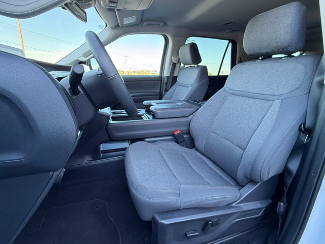 Certified 2025 Ford Expedition Max Active AWD/4WD image 9